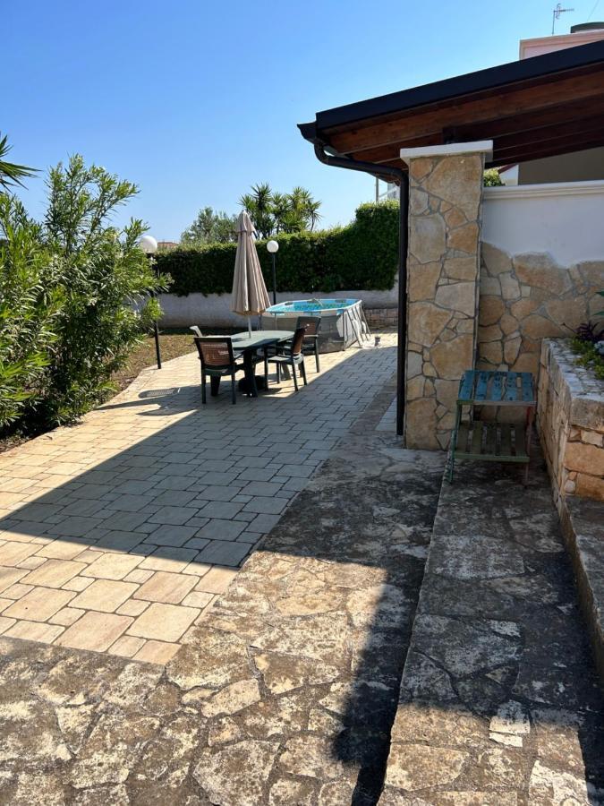 Clave, Affittacamere, Casa Vacanze Cozze Eksteriør billede